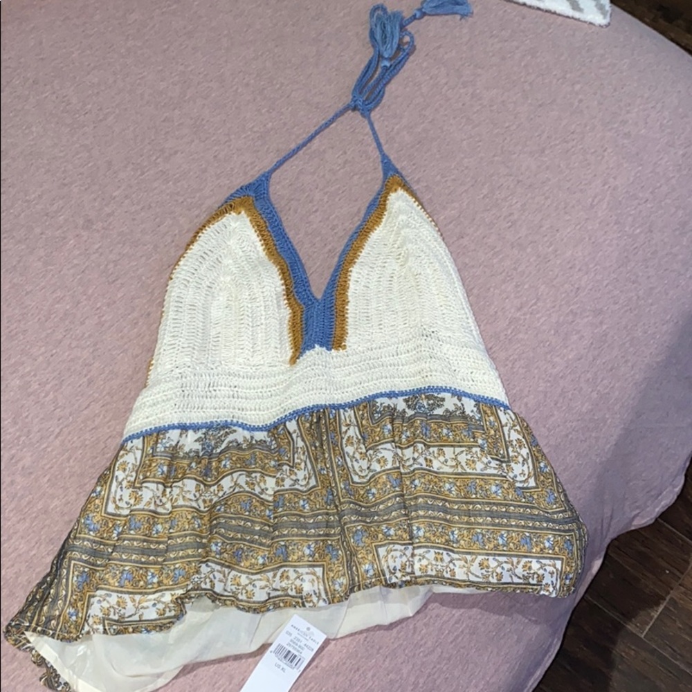 American Eagle crochet halter top (Size XL)